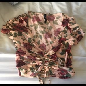 UO Floral Scrunch Crop Top